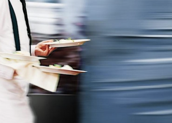 Ragusa, cenano senza pagare il conto: è accaduto in un ristorante giapponese