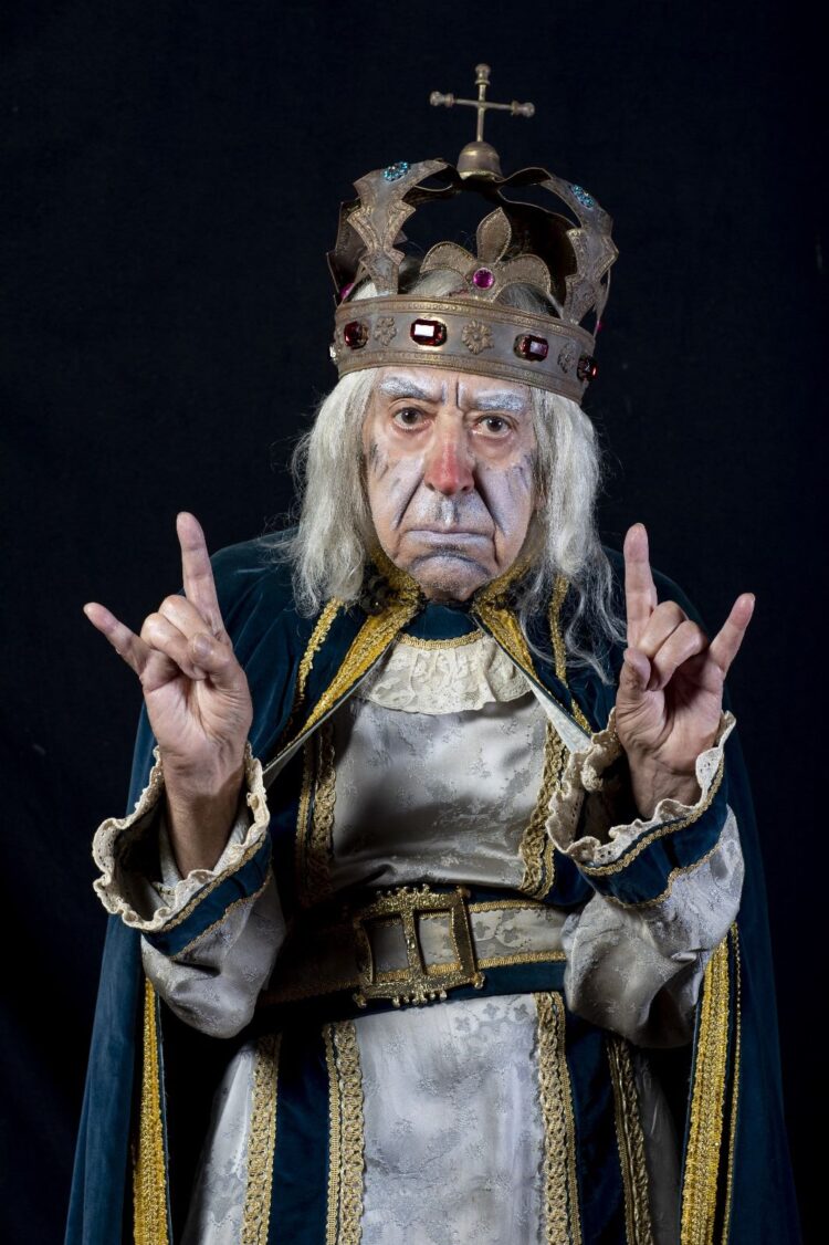 Modica, Tuccio Musumeci in scena con Pipino il Breve