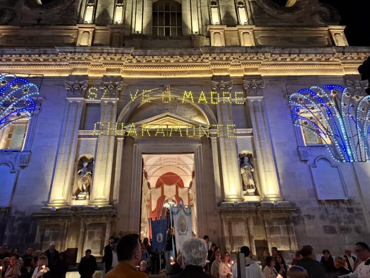 Maria Santissima di Gulfi a Chiaramonte, verso le fasi finali