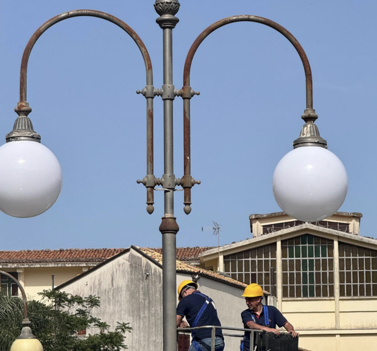 Ragusa, nuova luce per via Generale Dalla Chiesa