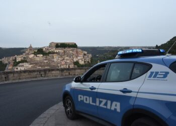 Ragusa, centro storico sempre più polveriera: arrestati due bengalesi che avevano rapinato tre connazionali