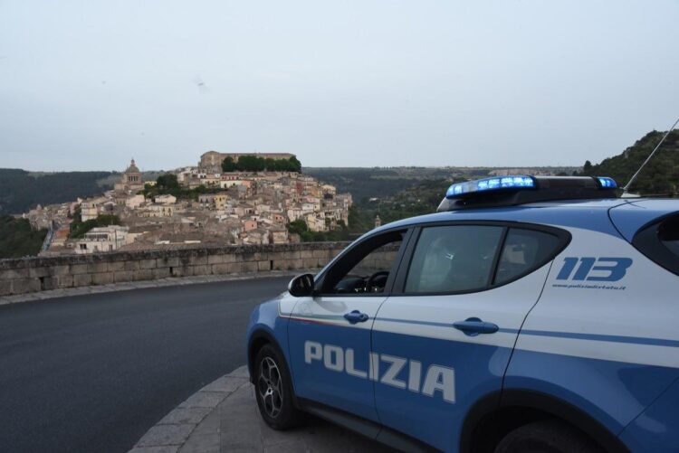 Ragusa, centro storico sempre più polveriera: arrestati due bengalesi che avevano rapinato tre connazionali