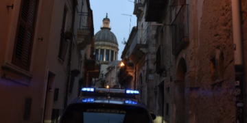 Ragusa, 37enne evade i domiciliari. Arrestato