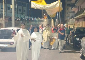 Sacro Cuore di Gesù a Ragusa, ieri sera la processione per le vie del quartiere