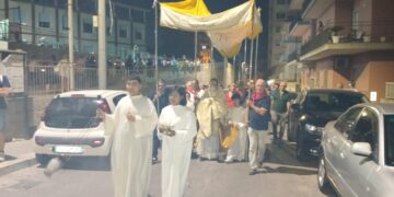 Sacro Cuore di Gesù a Ragusa, ieri sera la processione per le vie del quartiere
