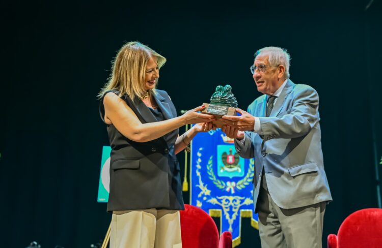 Vittoria, il Premio letterario Ninfa Camarina attribuito a Simona Lo Iacono