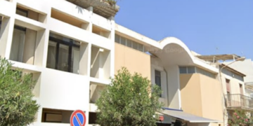 Scoglitti, furto con spaccata in piazza Sorelle Arduino