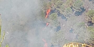 Monterosso, vasto incendio in contrada Casasia