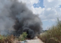 Vittoria, in fiamme una discarica abusiva