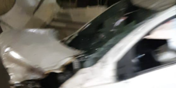 Sampieri, auto contro un muro. Feriti due ragazzi