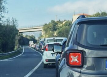 Modica, incidente stradale al ponte Costanzo: lunghe code d’auto