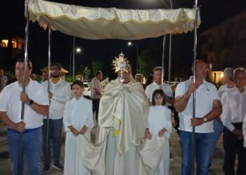 La festa del Preziosissimo sangue a Ragusa, ieri sera numerose presenze alla processione
