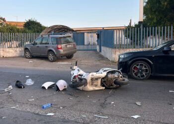 Vittoria, incidente stradale: ferito un centauro