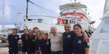 Pozzallo, il sindaco in visita alla Ong Sea Eye 5
