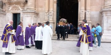 Ragusa, si sono tenuti questa mattina i funerali di Giovanna Schembari