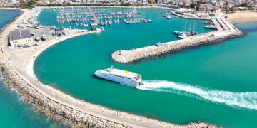 Marina di Ragusa, il catamarano raddoppia le sue corse al porto turistico