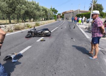 Grave incidente sulla via Modica Giarratana, 19enne in prognosi riservata