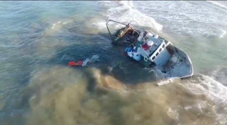 Cava D’Aliga, naufraga peschereccio a causa della Lupa di mare