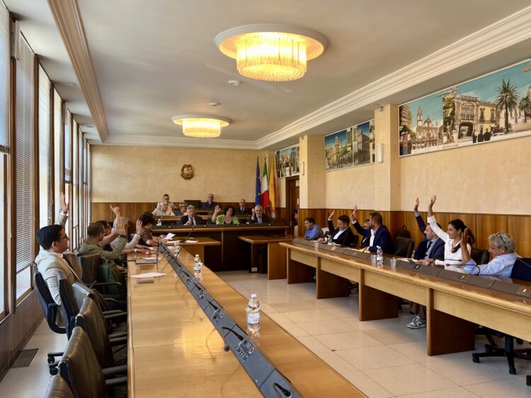Il consiglio provinciale di Ragusa approva le variazioni di bilancio
