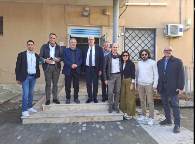 Ispica, il comitato civico Art. 32: “Giornate da incubo al poliambulatorio di via Sardegna”