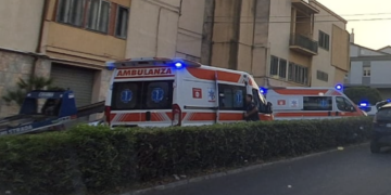 Ragusa, pulmino di suore perde il controllo e sbatte contro un muro