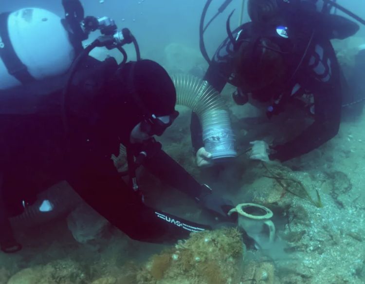 Ispica, portato alla luce un antico relitto greco al largo di Santa Maria del Focallo