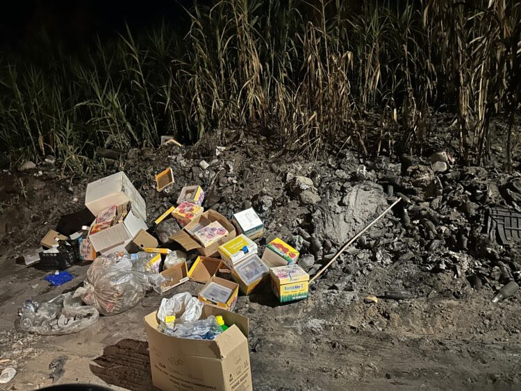 Vittoria, strada bonificata dai rifiuti e dopo 24 ore già sporca