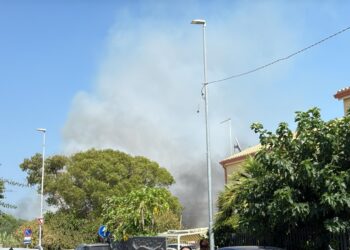 Marina di Modica, in corso incendio di importanti proporzioni