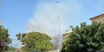 Marina di Modica, in corso incendio di importanti proporzioni