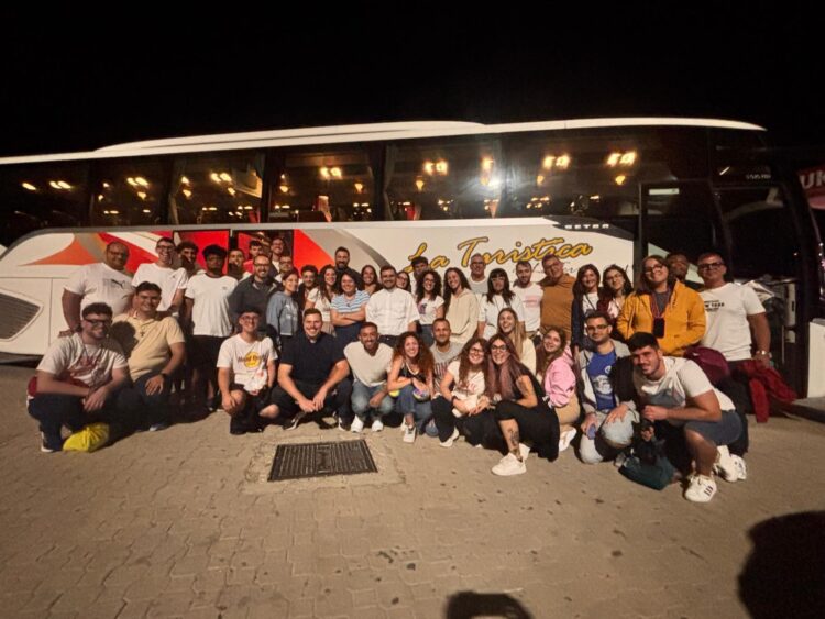 I giovani della diocesi di Ragusa in cammino per partecipare al Giubileo in fase di svolgimento a Roma