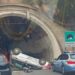 Auto si ribalta in galleria, traffico bloccato alla vigilia di Ferragosto