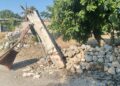 Modica, autoarticolato crea danni all’ingresso di una proprietà privata e fugge via senza rimborsare