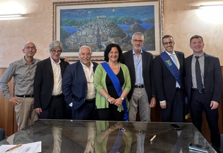 Firmato il protocollo d’intesa per la costituzione della rete territoriale integrata a sostegno del primo parco mondiale dello stile di vita mediterraneo