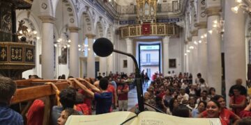 Giarratana, la “Scinnuta” del patrono San Bartolomeo vissuta con trepidazione dai devoti