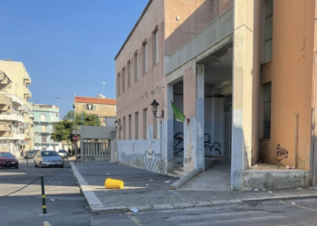 Scoglitti, piazza Fratelli Cervi: area abbandonata e nel degrado