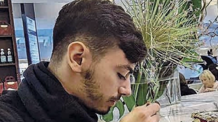 Sequestrata la salma di Stefano Argentino. Genitori distrutti, madre sedata da ore