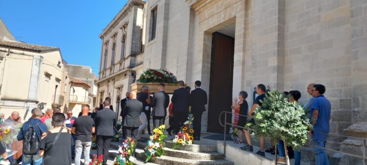 Ragusa ha salutato per l’ultima volta l’imprenditore Giuseppe Vasquez