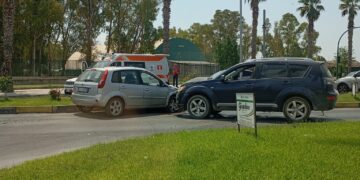 Vittoria, scontro tra due auto in via Garibaldi. C’è un ferito