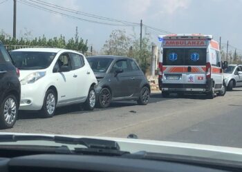 Vittoria, incidente stradale all’uscita della città: 4 feriti