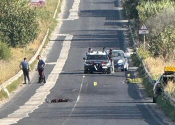 Sbalzato di sella dallo scooter, muore un uomo di 57 anni