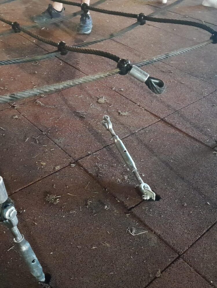 Pozzallo e il tunnel per bambini danneggiato dai vandali