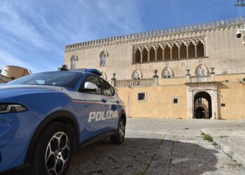 Ragusa, discoteca improvvisata al castello di Donnafugata: denunciato l’organizzatore