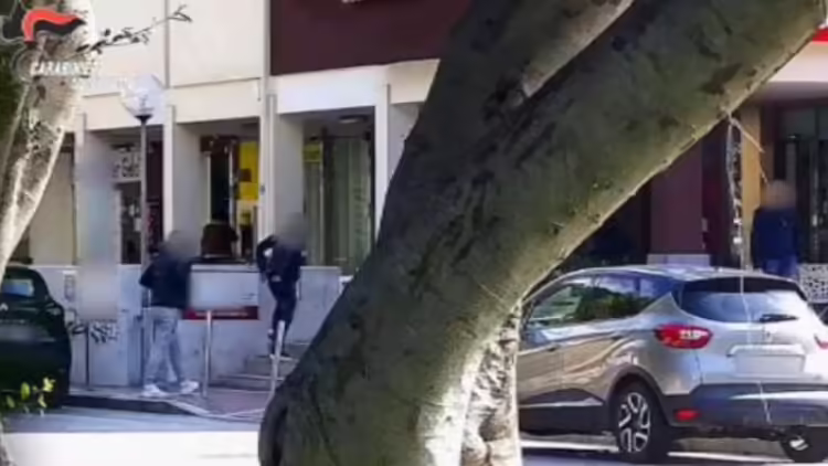 Gela, smantellato traffico di droga: quindici arresti e colpo inferto al clan Rinzivillo