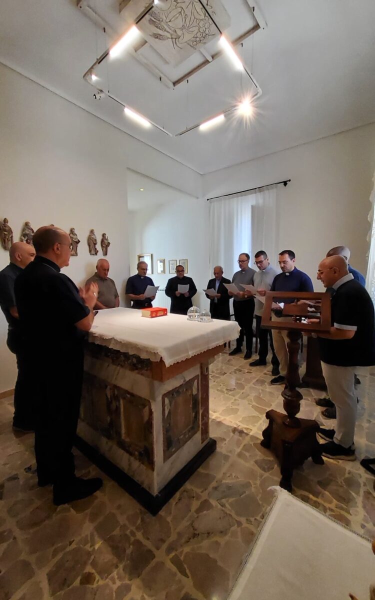 Ragusa, questa mattina il giuramento dei nuovi parroci dinanzi al vescovo La Placa