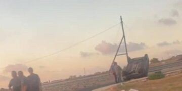 Ragusa, scontro tra due auto a Cento Pozzi. Una si ribalta