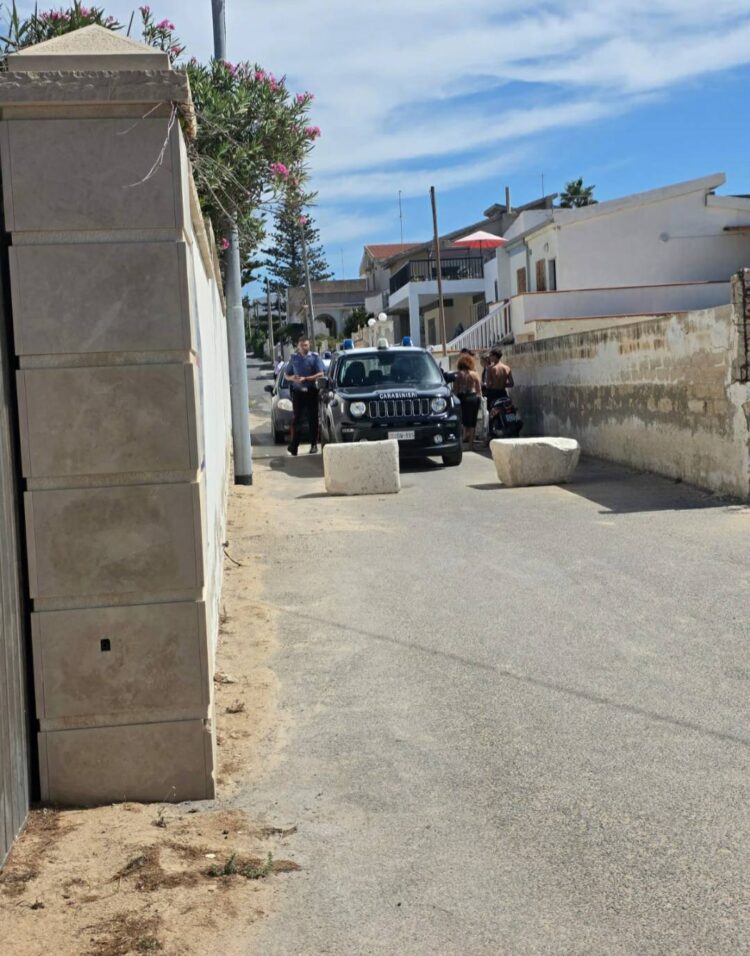 Scoglitti, sub recuperano oggetto di metallo ma non si accorgono che è una granata inesplosa: tragedia scampata