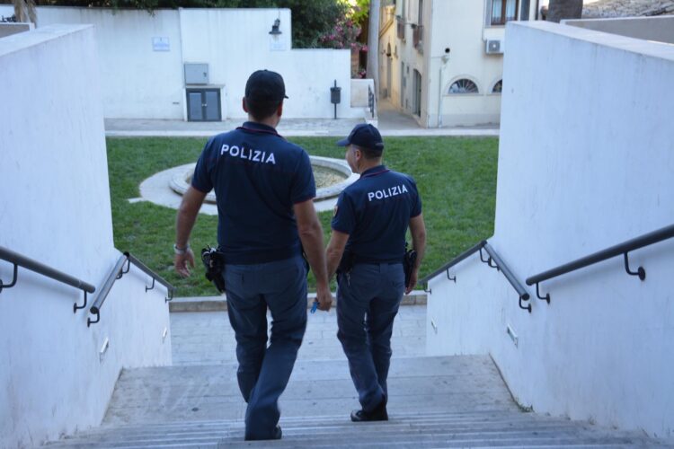 Ragusa, 21enne arrestato in centro storico per resistenza e minaccia a pubblico ufficiale