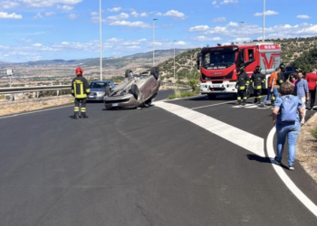 Comiso, auto si ribalta in prossimità dell’ingresso cittadino