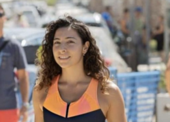 Giulia Senia è la prima vittoriese ad avere attraversato a nuovo lo Stretto di Messina