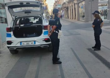 Vittoria, bimba di tre anni travolta da un monopattino in via Cavour: tragedia sfiorata